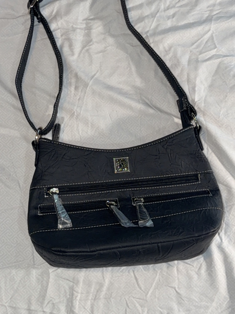 Classic Black Crossbody Shoulder Bag - Sleek Everyday Style